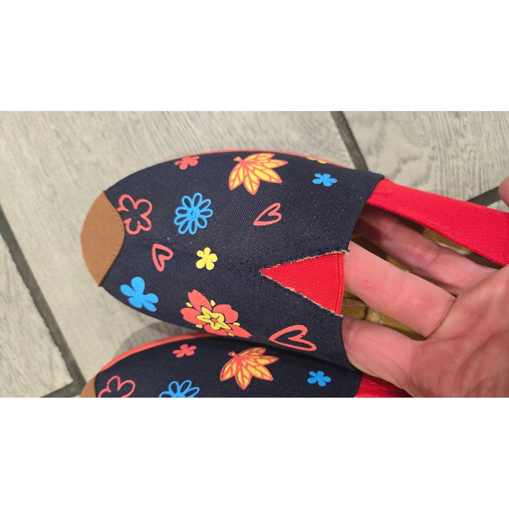 Traditional Chinese Floral Canvas Slip On Shoes Red Navy Flats Size 39 - Picture 2 of 7